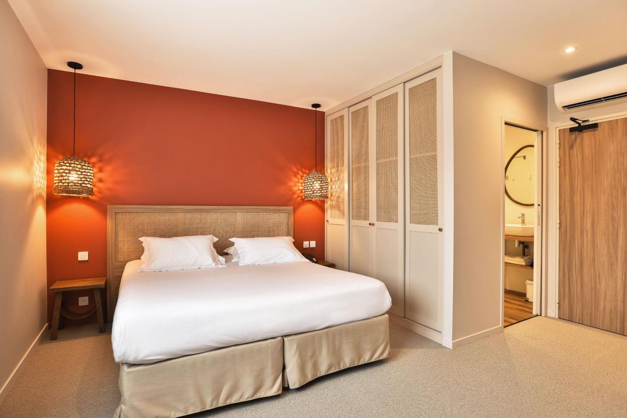 Hotel&Spa Les Roches Noires Les Sables-dʼOlonne Exterior foto
