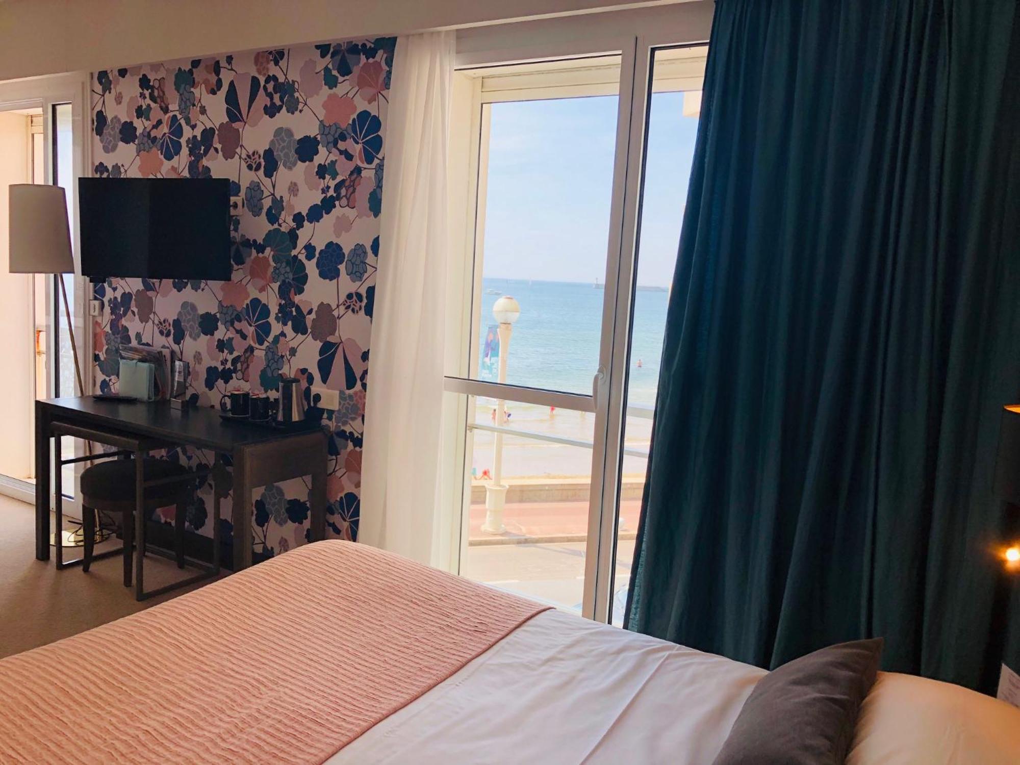 Hotel&Spa Les Roches Noires Les Sables-dʼOlonne Exterior foto