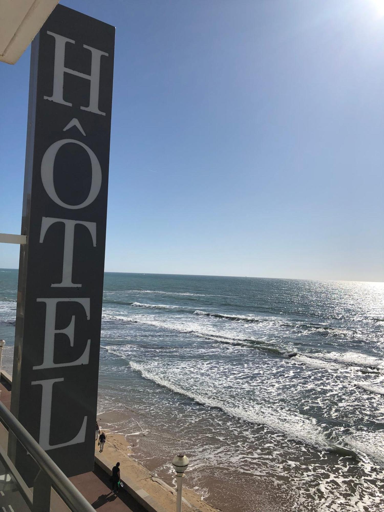 Hotel&Spa Les Roches Noires Les Sables-dʼOlonne Exterior foto
