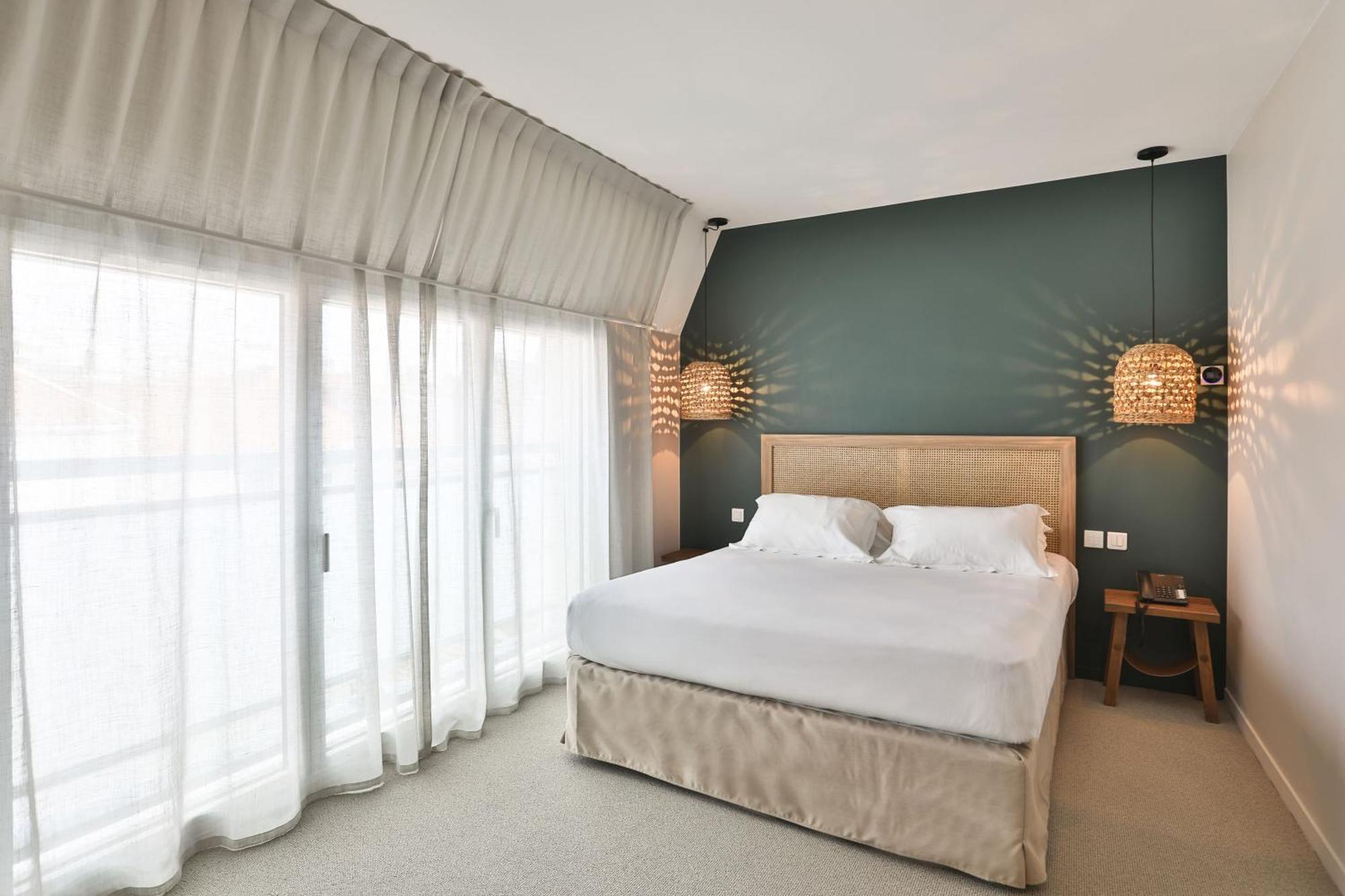 Hotel&Spa Les Roches Noires Les Sables-dʼOlonne Exterior foto